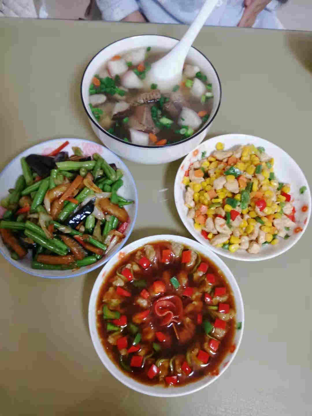 西安燕子月嫂，月子餐